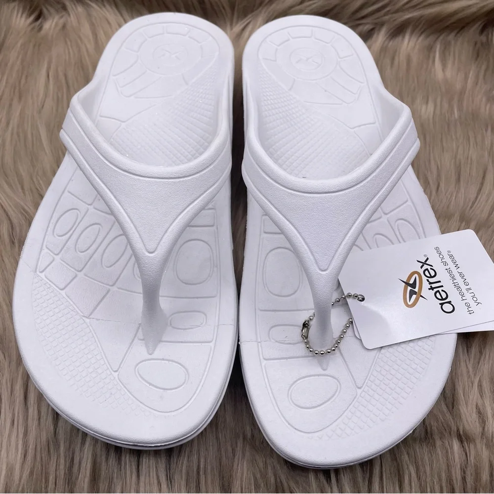AETREX fiji orthotic arch support white flip flops women Size 11